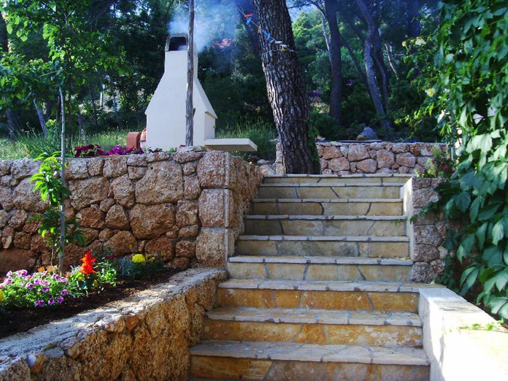 Apartmani Anja Sveta Nedelja  Εξωτερικό φωτογραφία