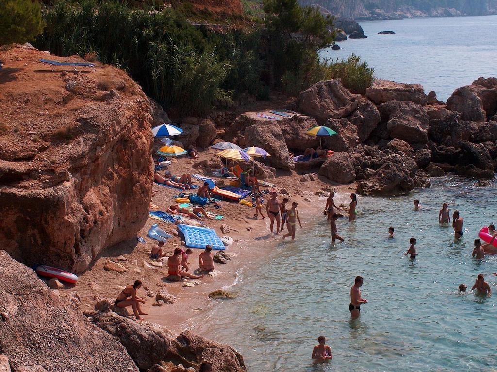Apartmani Anja Sveta Nedelja  Εξωτερικό φωτογραφία
