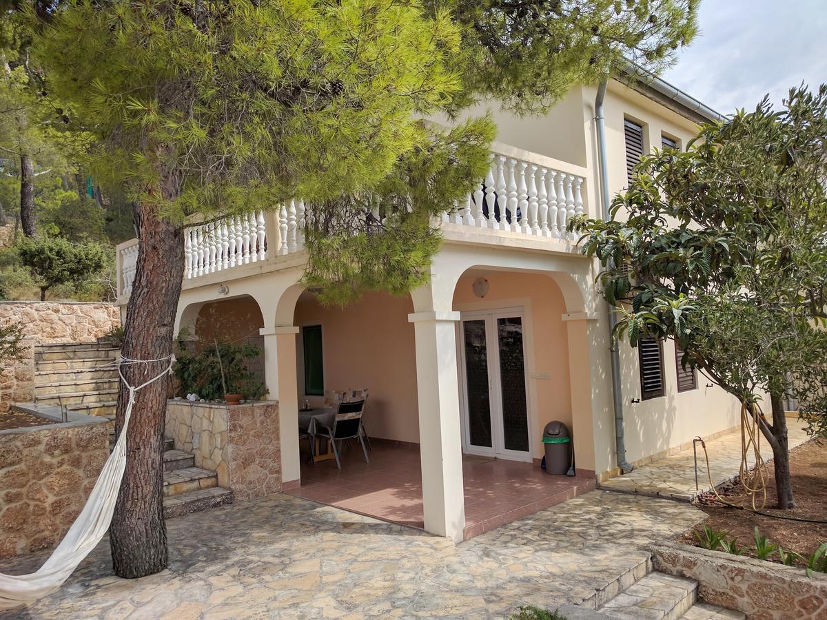 Apartmani Anja Sveta Nedelja  Εξωτερικό φωτογραφία