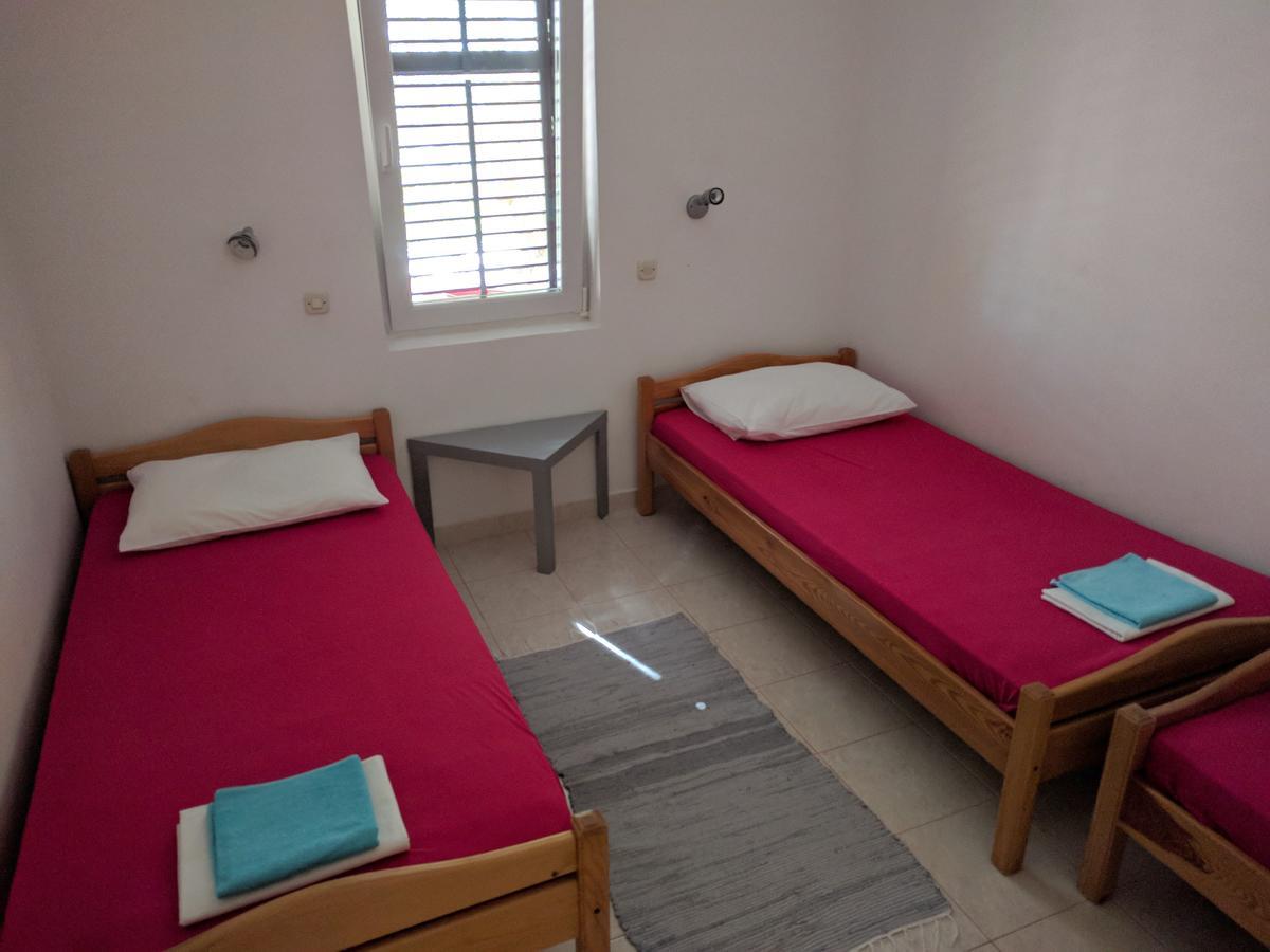 Apartmani Anja Sveta Nedelja  Εξωτερικό φωτογραφία