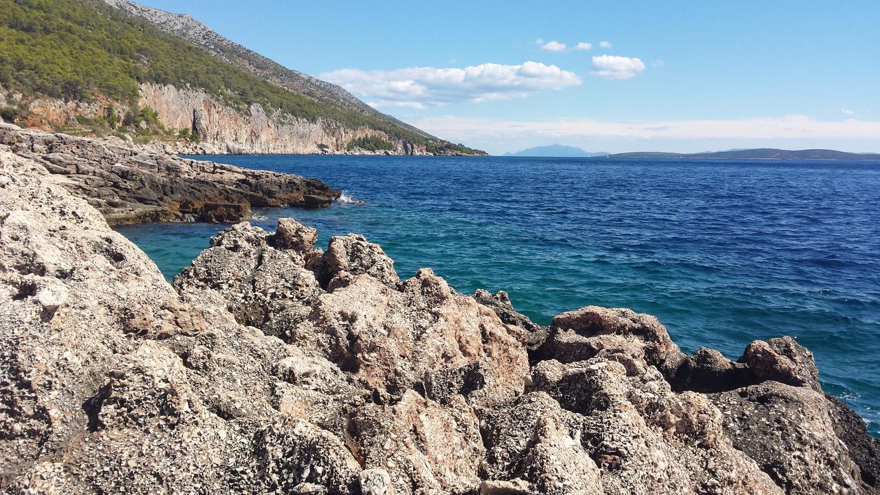 Apartmani Anja Sveta Nedelja  Εξωτερικό φωτογραφία