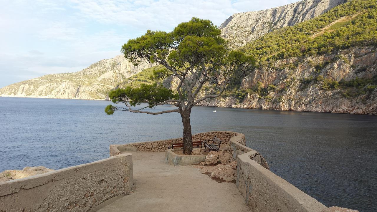 Apartmani Anja Sveta Nedelja  Εξωτερικό φωτογραφία